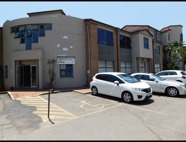 162M² OFFICE FOR SALE IN FERNDALE